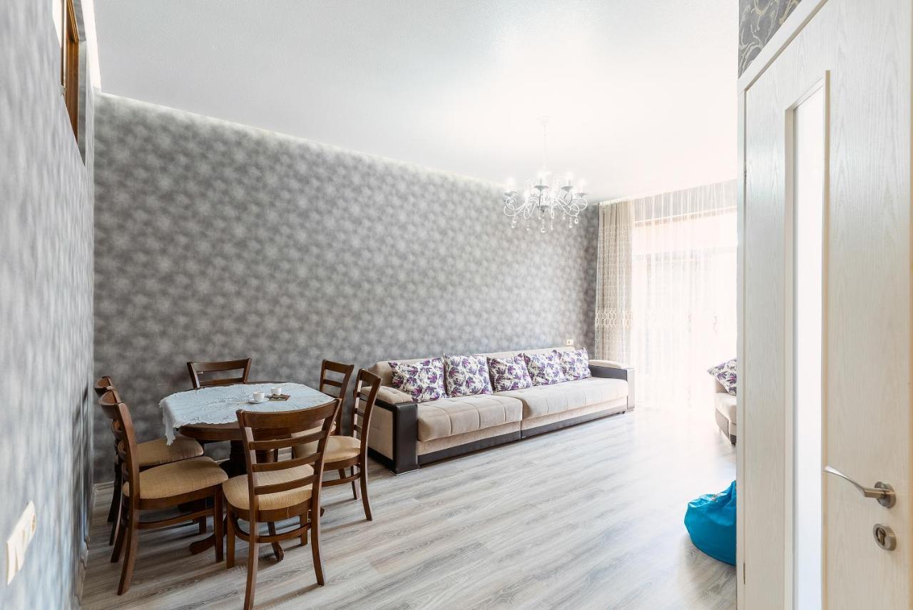 Nice Batumi Apartment Εξωτερικό φωτογραφία
